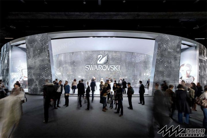 Swarovski-stand-by-Tokujin-Yoshioka-Basel-Switzerland-08.jpg