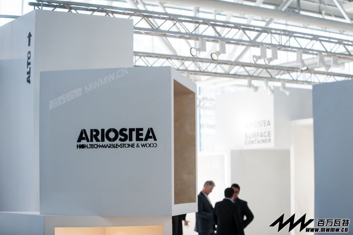 Ariostea-surface-container-at-Cersaie-2013-by-Marco-Porpora-Bologna-Italy-01.jpg
