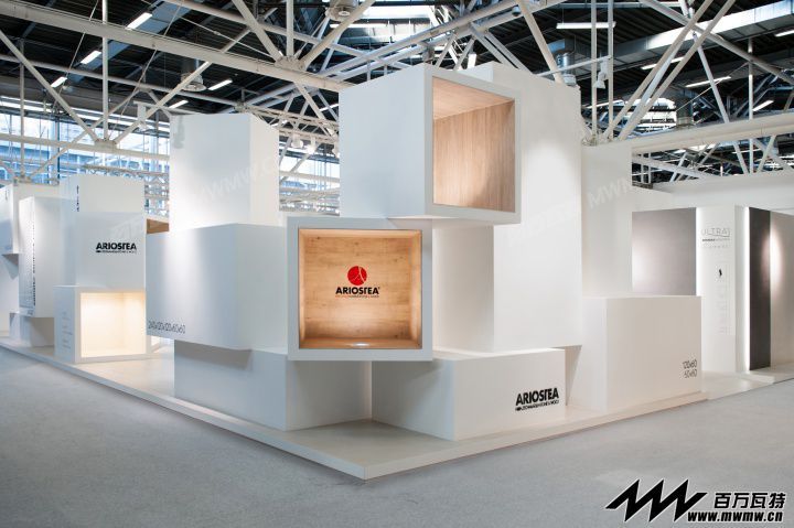 Ariostea-surface-container-at-Cersaie-2013-by-Marco-Porpora-Bologna-Italy-04.jpg
