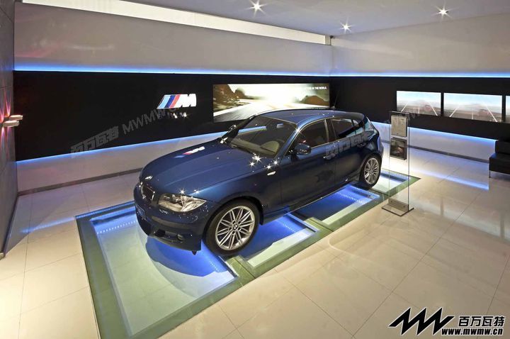 Autogermanica-AG-BMW-Showroom-Eduardo-De-Castro-07.jpg