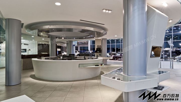 Mercedes-Benz-dealership-GHA-Burlington-08.jpg