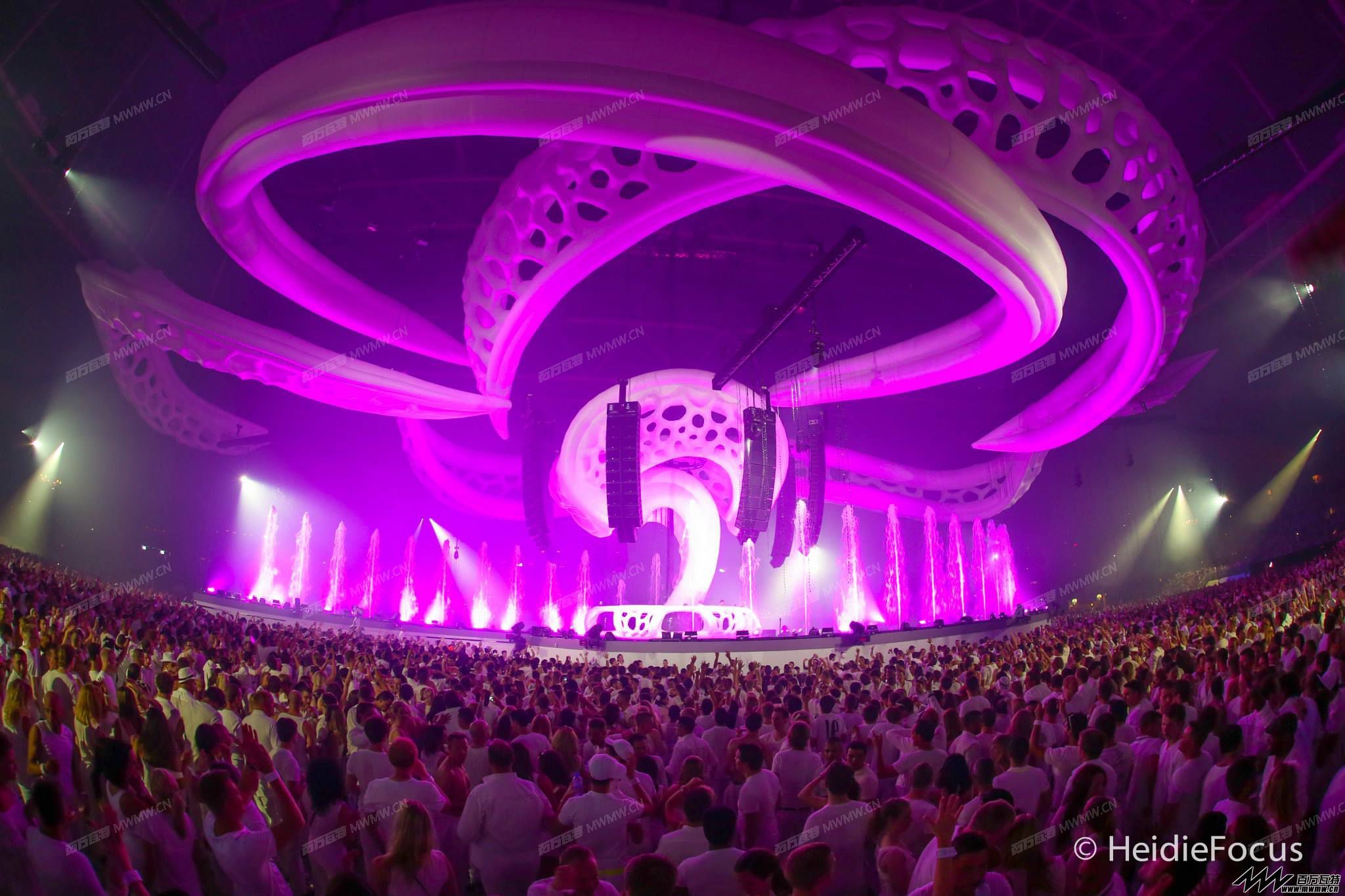 EDM-stage-design-sensation-into-the-wild.jpg