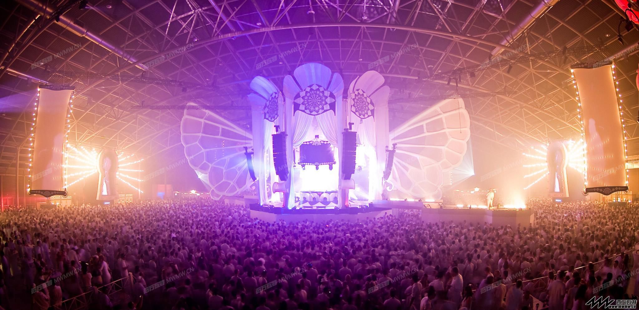 EDM-stage-design-sensation-unkown.jpg