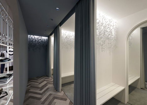Compolux-at-Seibu-department-store-Tokyo-by-Nendo_dezeen_16.jpg