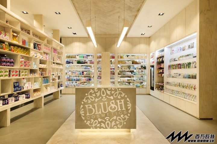Blush-Cosmetics-flagship-store-by-Mima-Design-Sydney-Australia-02.jpg