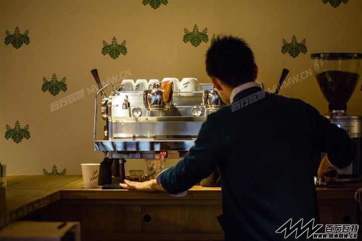 Cafe-Kitsune-by-FHC-Tokyo-Japan-04.jpg