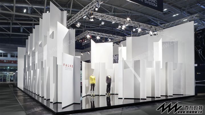 FALKE-ESS-Messestand-ISPO-Keggenhoff-Partner-Munich.jpg