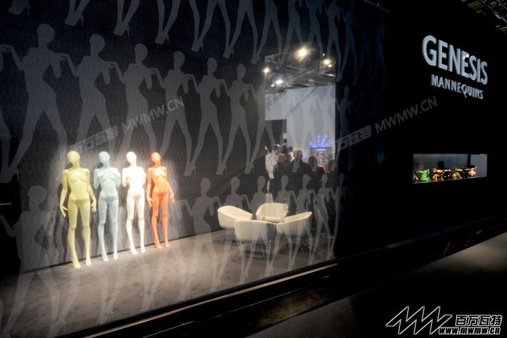 Euroshop-Dusseldorf-2014-GENESIS-MANNEQUINS-29.jpg