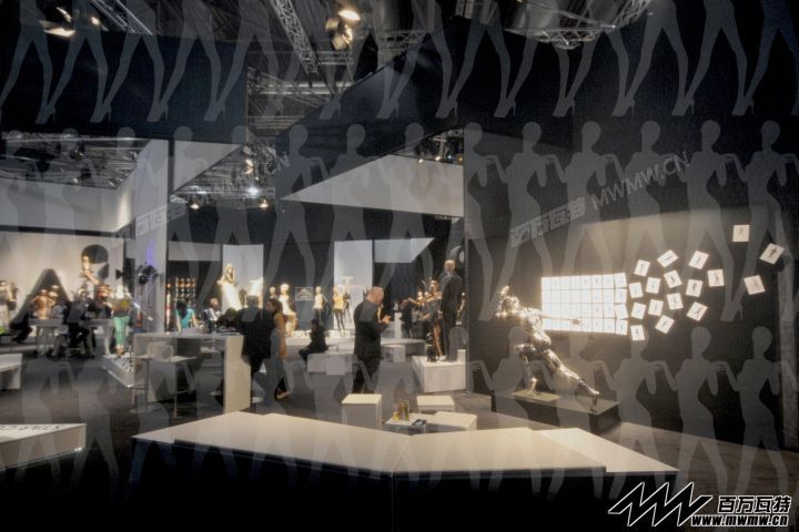 Euroshop-Dusseldorf-2014-GENESIS-MANNEQUINS-30.jpg