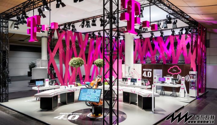 Deutsche-Telekom-stand-by-hartmannvonsiebenthal-Hannover-Germany-02.jpg