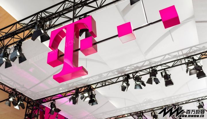 Deutsche-Telekom-stand-by-hartmannvonsiebenthal-Hannover-Germany-04.jpg