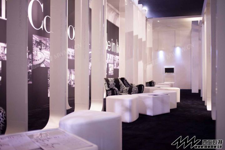 Consonni-International-Contract-stand-at-Salone-del-Mobile-Milan-Italy-08.jpg
