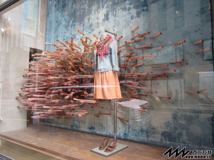 Anthropologie-sea-world-windows-New-York-05.jpg