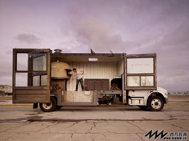 Del-Popolo-mobile-pizzeria.jpg