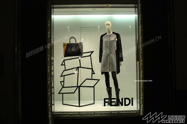 Fendi-windows-Hong-Kong.jpg