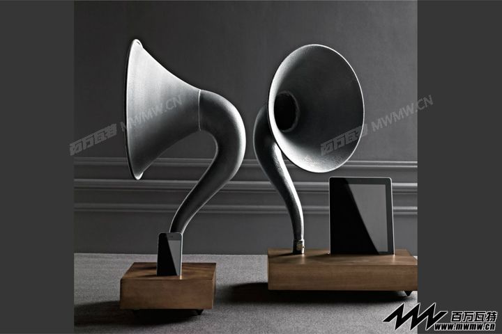 iPad-Gramophone-by-Restoration-Hardware.jpg