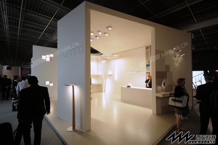 Light-Building-2014-Frankfurt-Tunto-Design-02.jpg