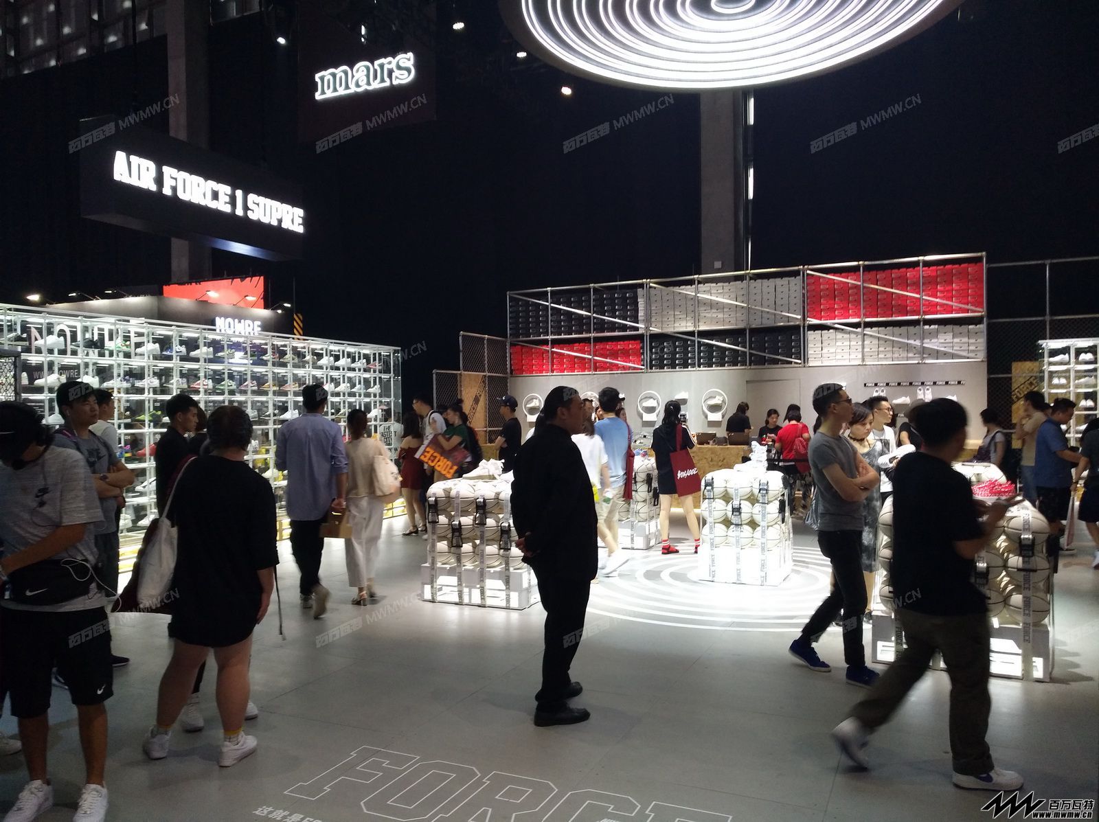 YOHOOD全球潮流嘉年华暨有货潮流新品节 (22).jpg