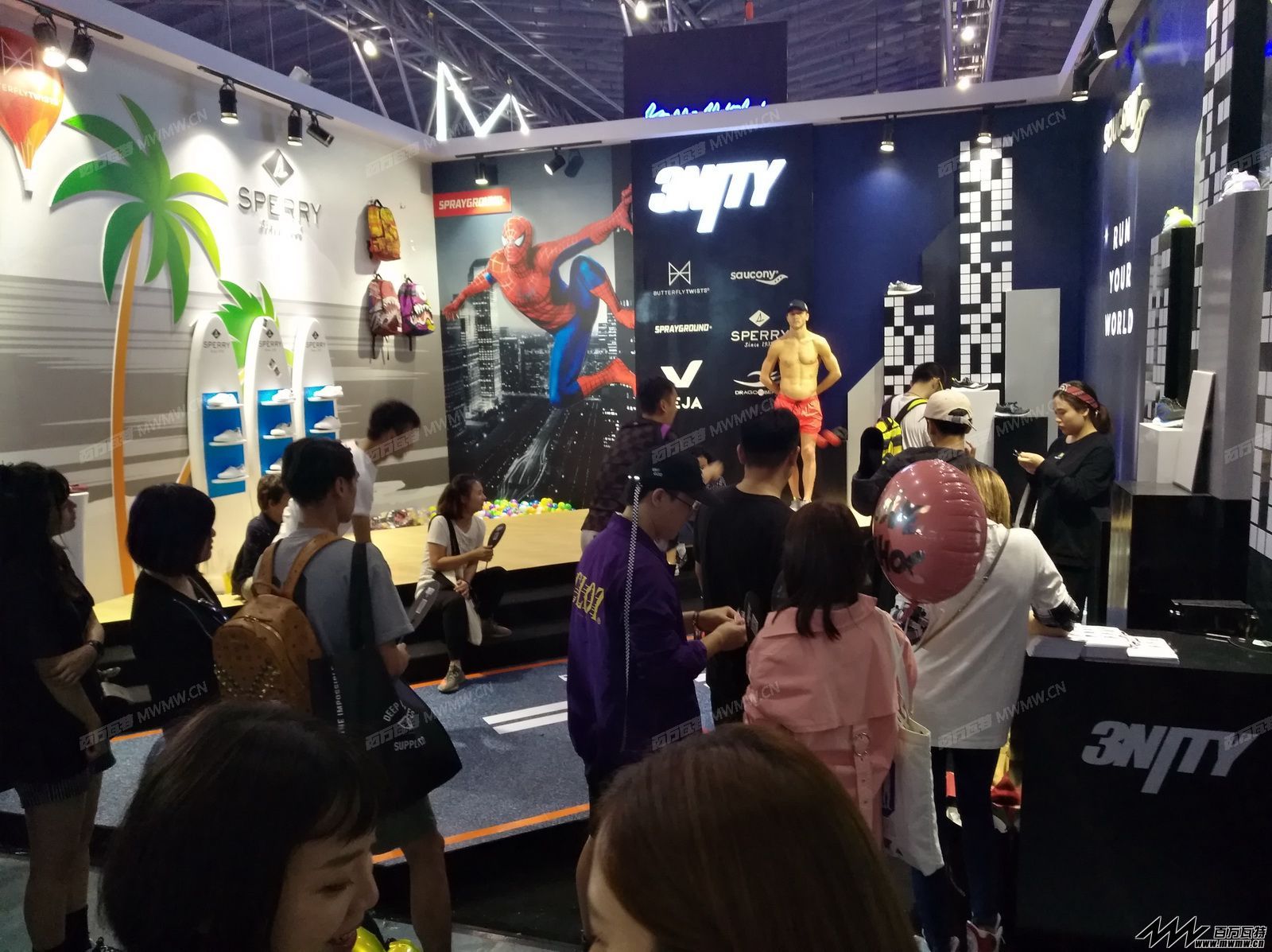 YOHOOD全球潮流嘉年华暨有货潮流新品节 (96).jpg